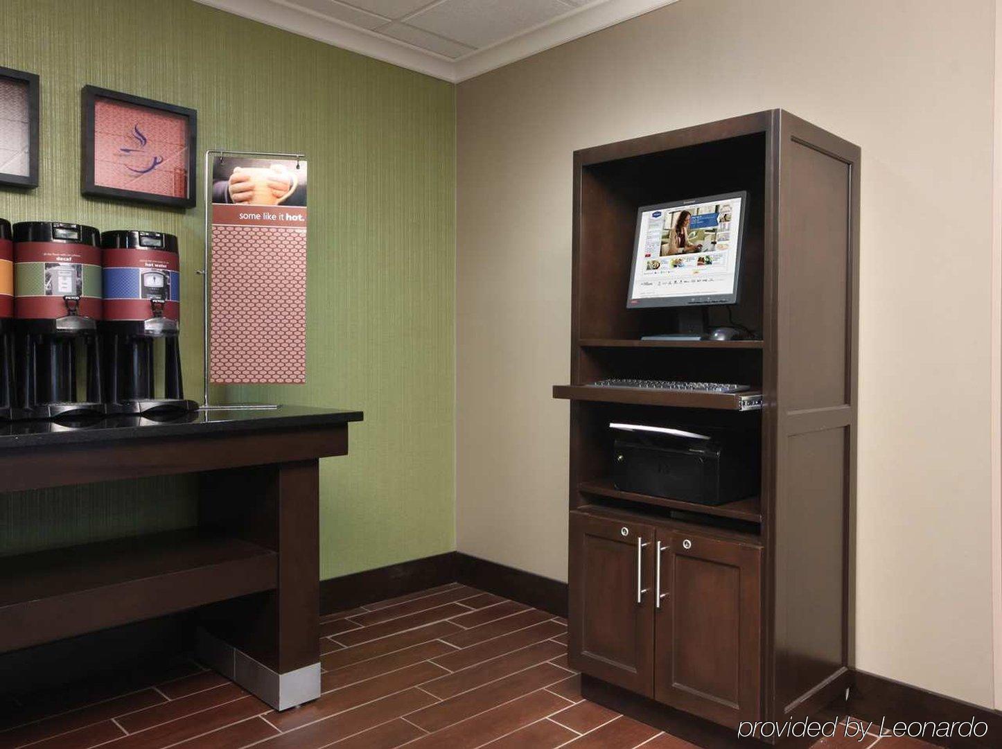 Hampton Inn Indianapolis Northeast/Castleton Esterno foto